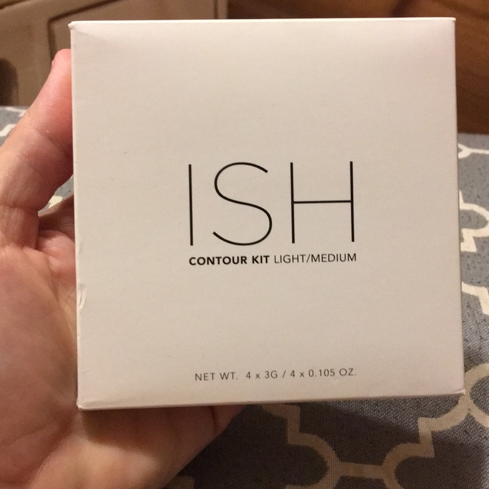 Contour kit light/medium